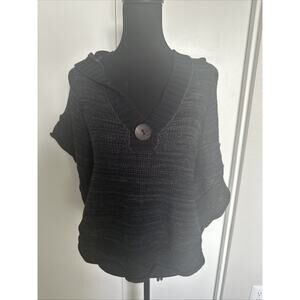 Free People Short Sleeve V-Neck Hooded Sweater BlackSize XS/S